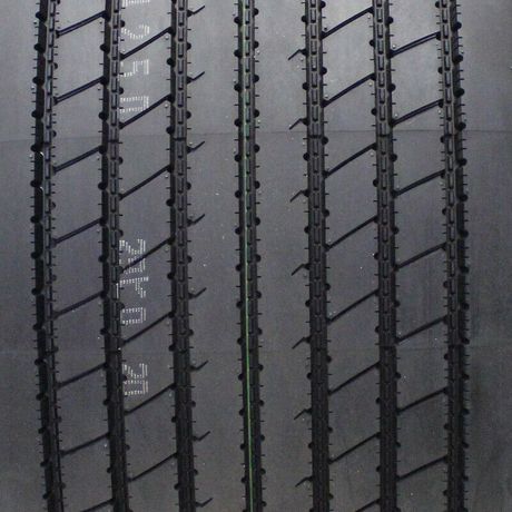 Yokohama RY407 UWB wide-base tires