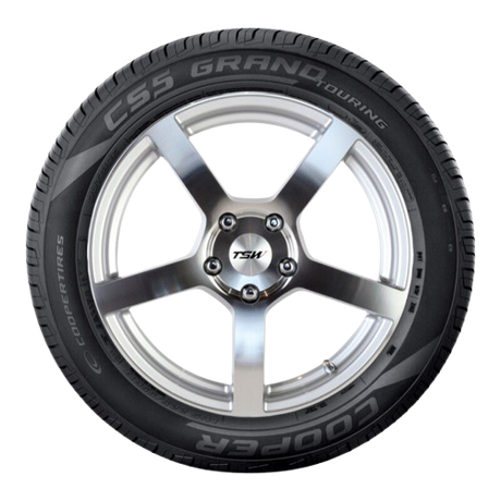 Cooper CS5 Grand Touring 205/70R15 touring tire