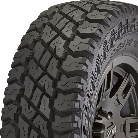Cooper Discoverer S/T Maxx LT255/80R17 all terrain tire