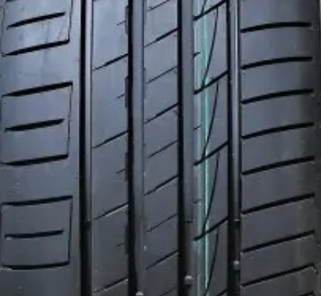 Durun RU06 P245/30R22 run flat tire