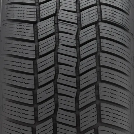 General AltiMax 365 AW 225/65R17 all weather tire