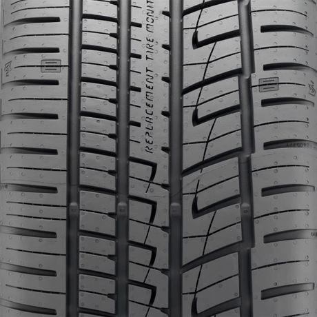 General G-Max AS-07 305/45R22 passenger car/minivan tire
