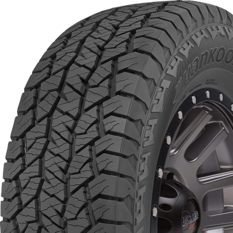 Hankook Dynapro AT2 RF11 285/45R22 all terrain tire