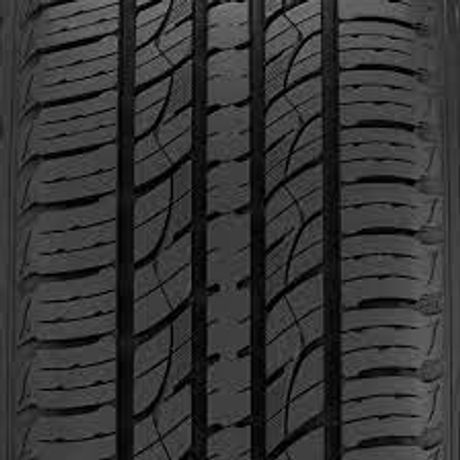 Kumho Crugen Premium KL33 235/65R17 asymmetrical tire