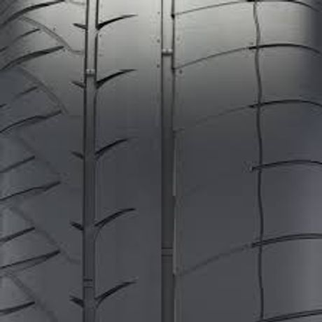 Kumho Ecsta V720 racing tires