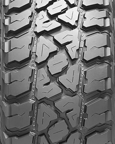 Kumho Road Venture MT51 32X11.50R15 asymmetrical tire