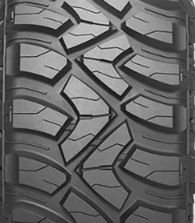 Kumho Road Venture MT71 33X12.50R18 mud terrain tire