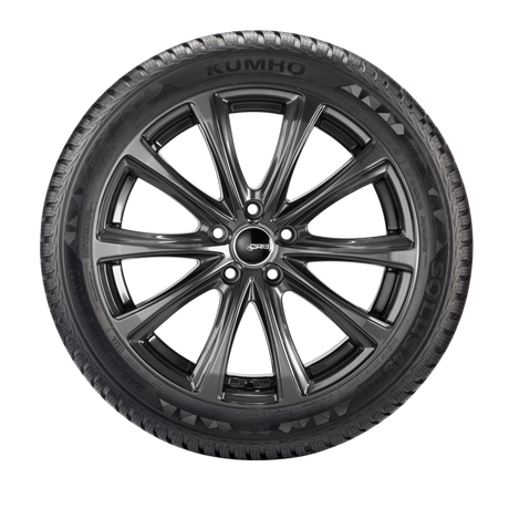 Kumho Solus 4S HA32 215/50R17 passenger car/minivan tire