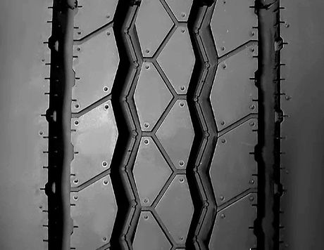 Lionhart LH-550 light truck tires