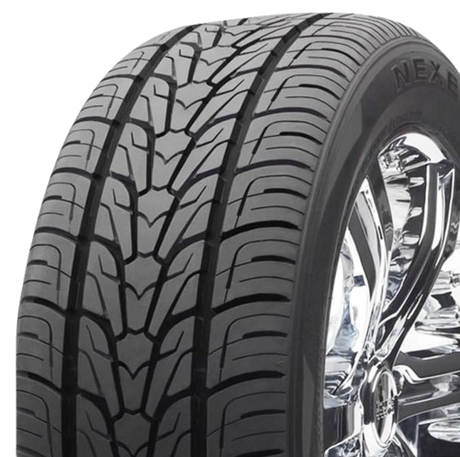 Nexen Roadian HP SUV 305/45R22 all-season tire