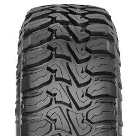 Nexen Roadian MTX 305/65R17 mud terrain tire