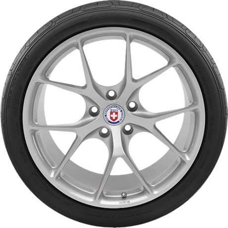 Nitto Invo 285/35ZR19 asymmetrical tire