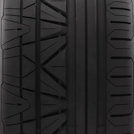 Nitto Invo 285/35ZR19 asymmetrical tire