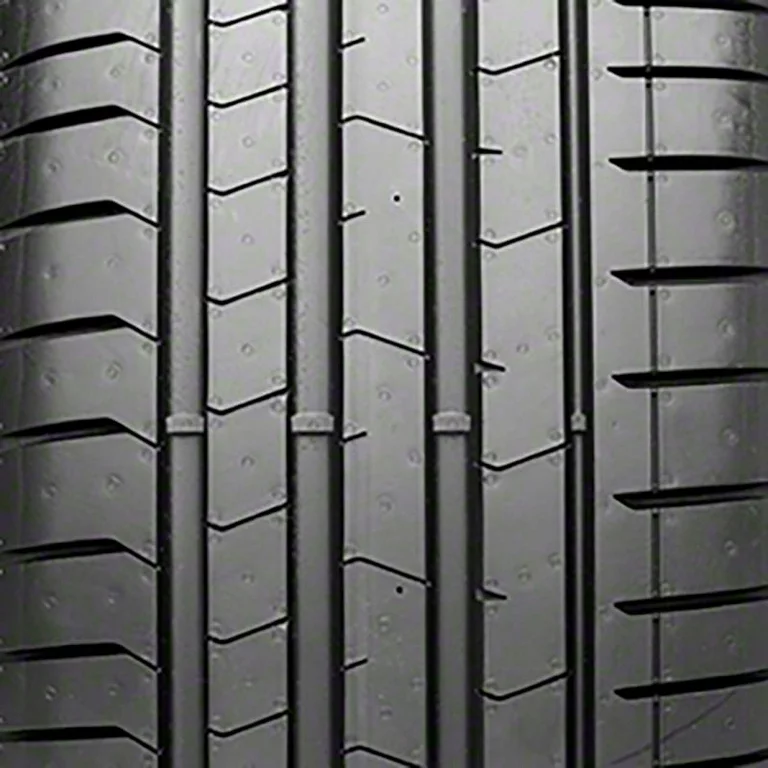 Pirelli P-Zero (PZ4) Luxury | Price & Specs