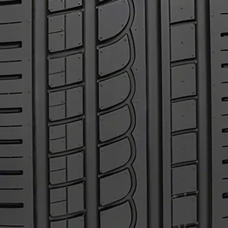 Pirelli P Zero Rosso 255/40ZR18 directional tire