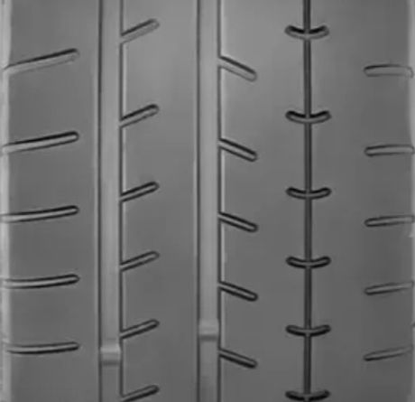 Yokohama Advan A052 245/40R17 ultra high performance tire