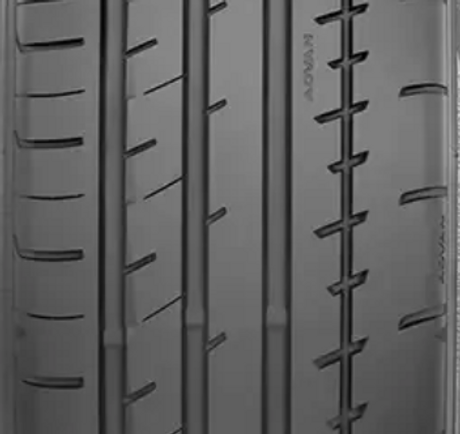 Yokohama Advan Apex V601 245/45R18 ultra high performance tire